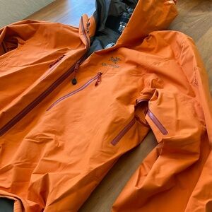 Arc Teryx Large Jacket